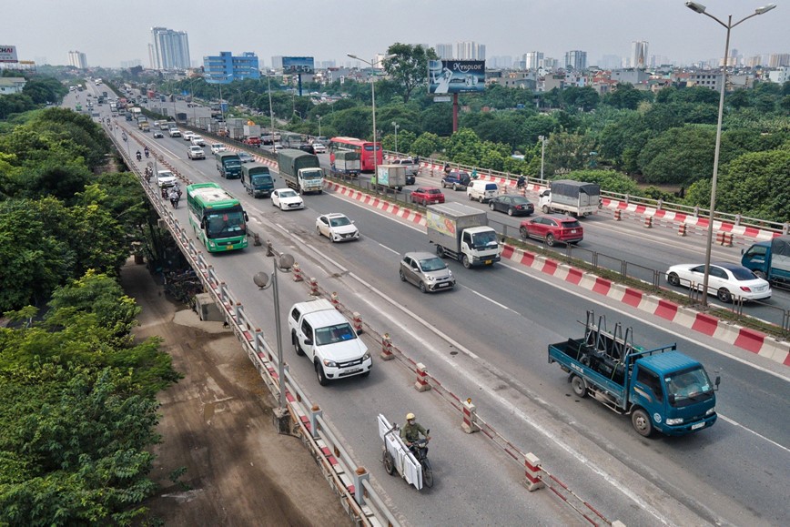 Cầu Thanh Tr&igrave; xuống cấp trầm trọng sau nhiều năm đưa v&agrave;o sử dụng.&nbsp;