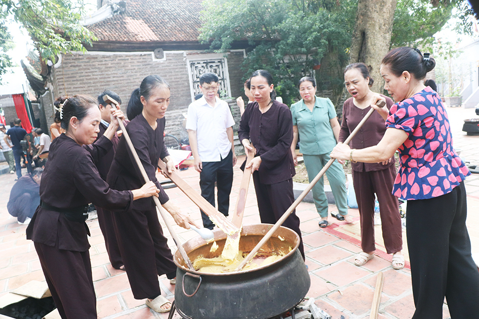 Kh&acirc;u đ&aacute;nh ch&egrave; kho.