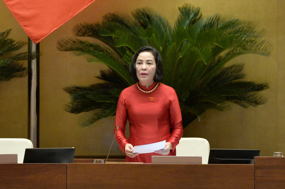 Ph&oacute; Chủ tịch Quốc hội Nguyễn Thị Thanh điều h&agrave;nh phi&ecirc;n thảo luận