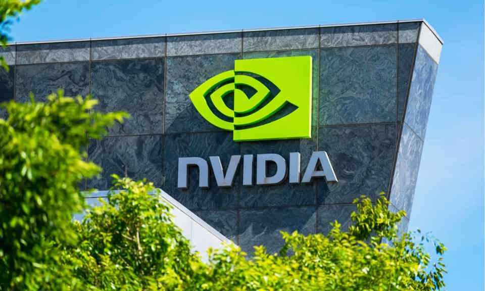 Nvidia trở th&agrave;nh c&ocirc;ng ty gi&aacute; trị nhất thế giới.