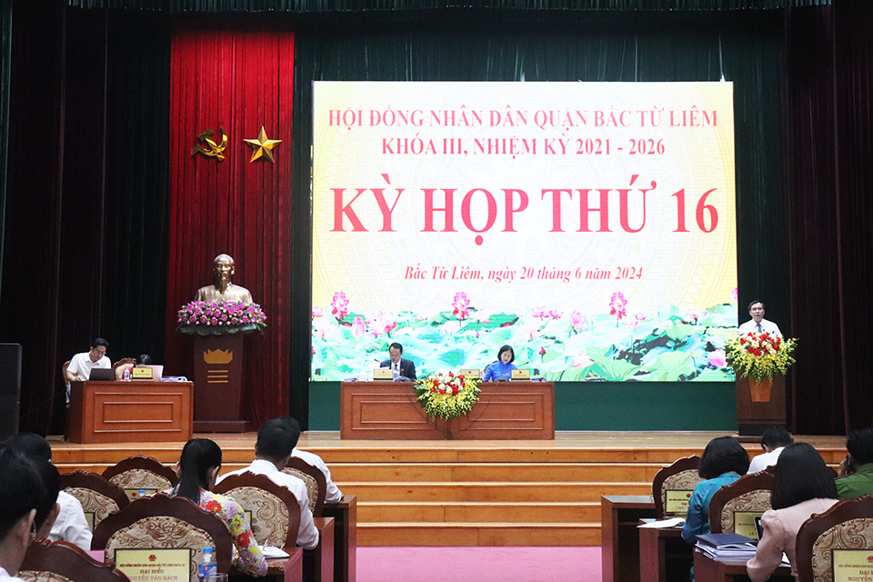 Quang cảnh kỳ họp.