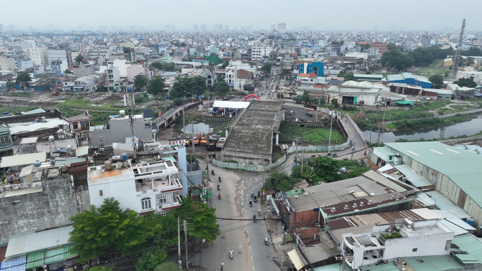 Khu vực x&acirc;y cầu T&acirc;n Kỳ&nbsp; -T&acirc;n Qu&yacute;, quận B&igrave;nh T&acirc;n, TP Hồ Ch&iacute; Minh. Ảnh: PLO.