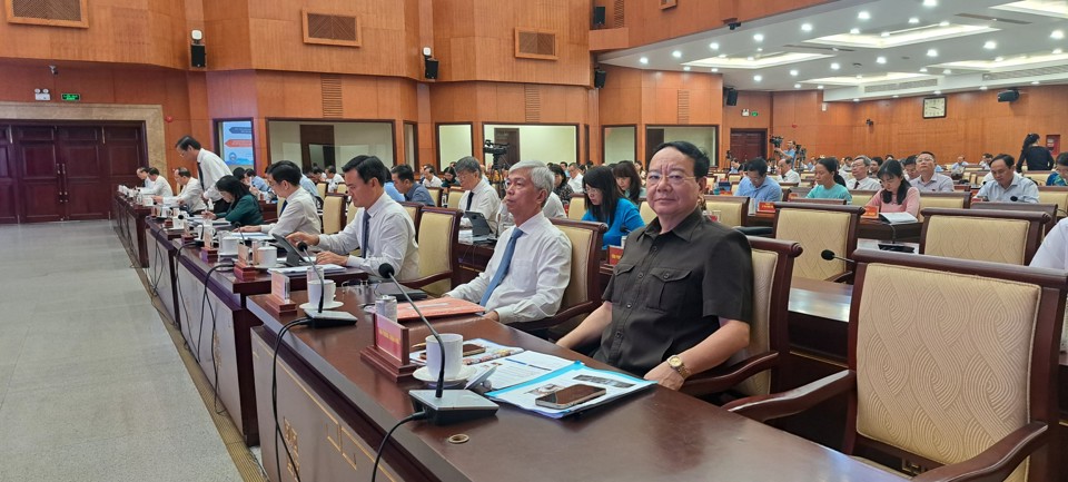 Đại biểu dự Kỳ họp thứ 16 HĐND TP Hồ Ch&iacute; Minh kh&oacute;a X.