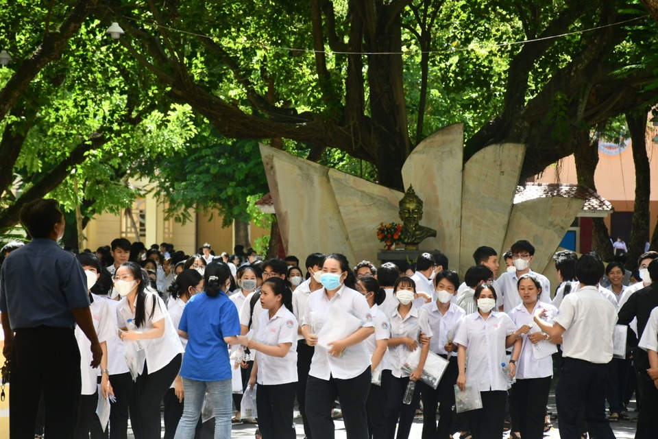 Tỉnh Quảng Ng&atilde;i c&oacute; 14.394 th&iacute; sinh đăng k&yacute; dự thi tốt nghiệp THPT 2024.