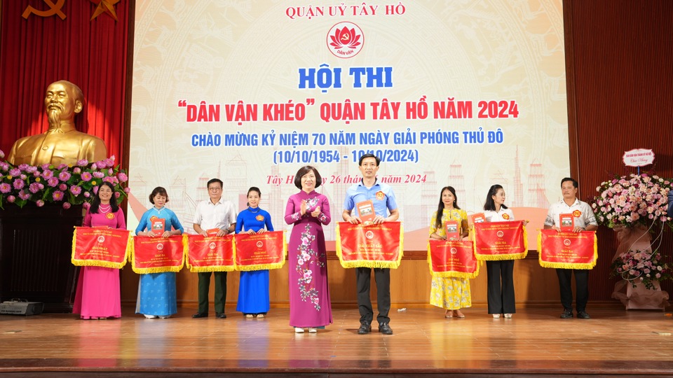 Sôi nổi hội thi “Dân vận khéo” quận Tây Hồ năm 2024 - Ảnh 1