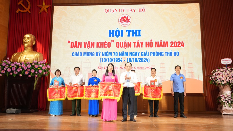 Sôi nổi hội thi “Dân vận khéo” quận Tây Hồ năm 2024 - Ảnh 2