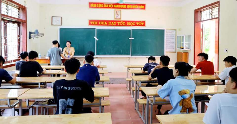 Gần 37.000 th&iacute; sinh tại Nghệ An s&aacute;ng nay bước v&agrave;o kỳ thi tốt nghiệp THPT năm 2024.
