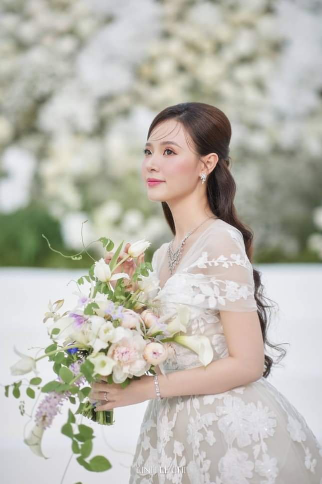Dàn sao Việt dự đám cưới của Midu và thiếu gia kém tuổi - Ảnh 19
