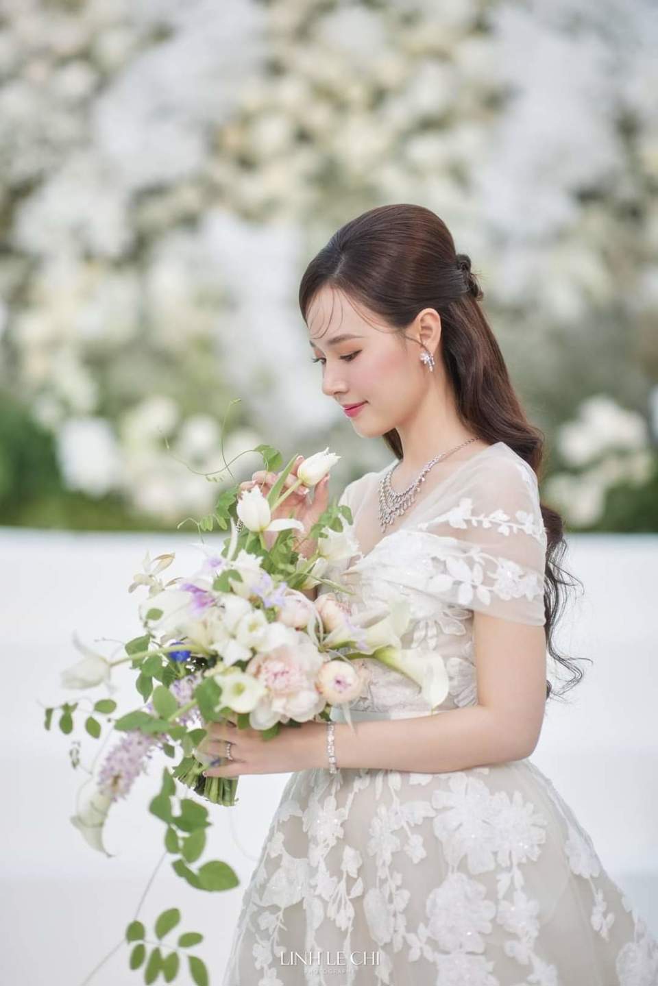 Dàn sao Việt dự đám cưới của Midu và thiếu gia kém tuổi - Ảnh 13
