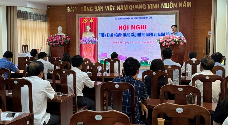 &Ocirc;ng Nguyễn Văn H&agrave; - Ph&oacute; gi&aacute;m đốc sở N&ocirc;ng nghiệp tỉnh Đắk Lắk ph&aacute;t biểu tại hội nghị.