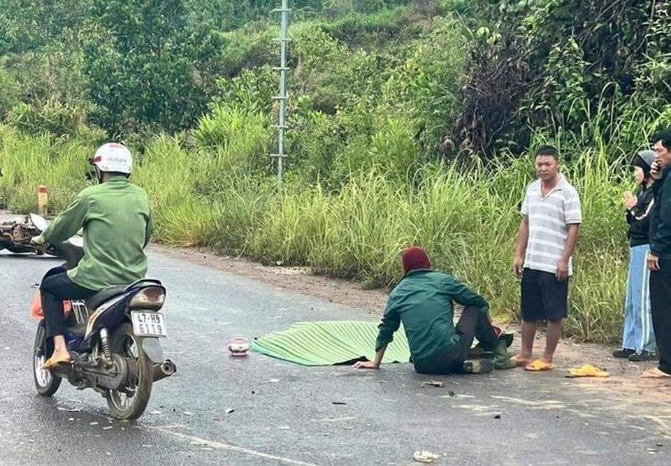 Hiện trường vụ tai nạn tại TP Gia Nghĩa &nbsp;