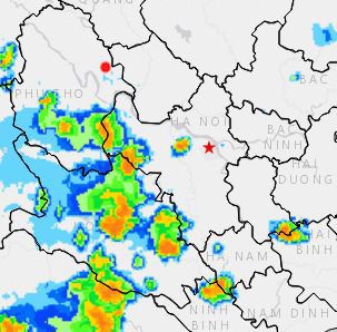 Cảnh báo mưa lớn cục bộ, dông, lốc khu vực nội thành Hà Nội - Ảnh 1