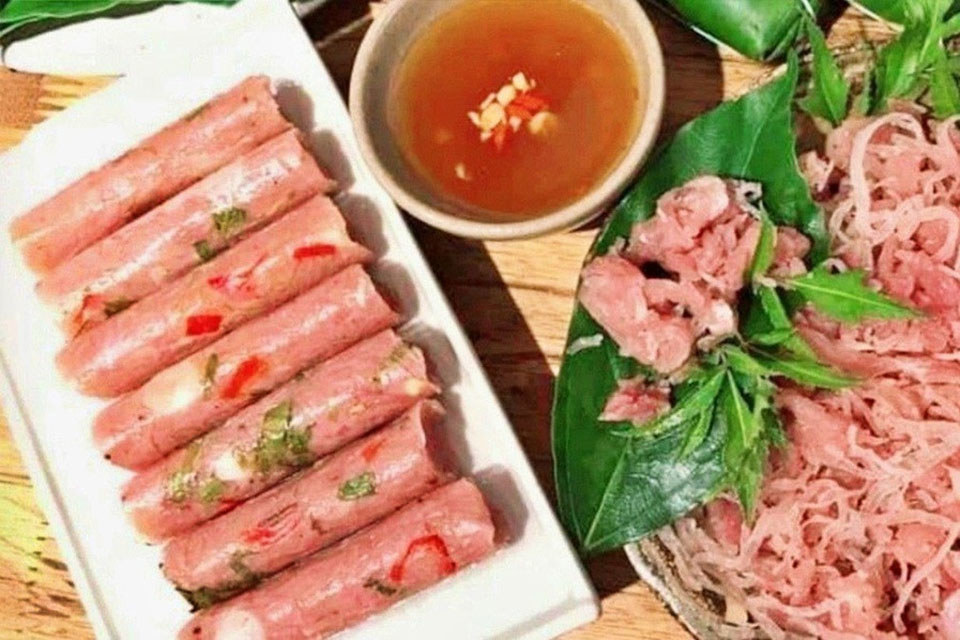 &nbsp;Mặc d&ugrave; được c&aacute;c chuy&ecirc;n gia cảnh b&aacute;o nhưng vẫn c&oacute; nhiều người nhiễm bệnh li&ecirc;n cầu khuẩn lợn. Ảnh minh họa