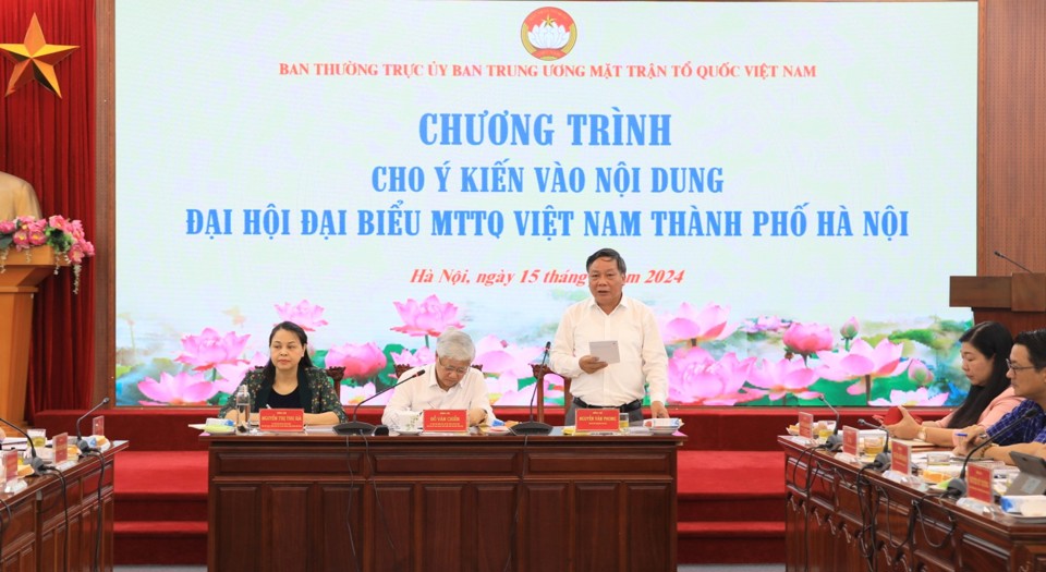 Ph&oacute; B&iacute; thư Th&agrave;nh ủy H&agrave; Nội Nguyễn Văn Phong ph&aacute;t biểu tại cuộc l&agrave;m việc