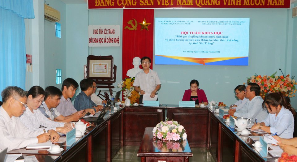 &Ocirc;ng Nguyễn Th&agrave;nh Duy - Gi&aacute;m đốc Sở Khoa học v&agrave; C&ocirc;ng nghệ tỉnh S&oacute;c Trăng ph&aacute;t biểu tại hội thảo.