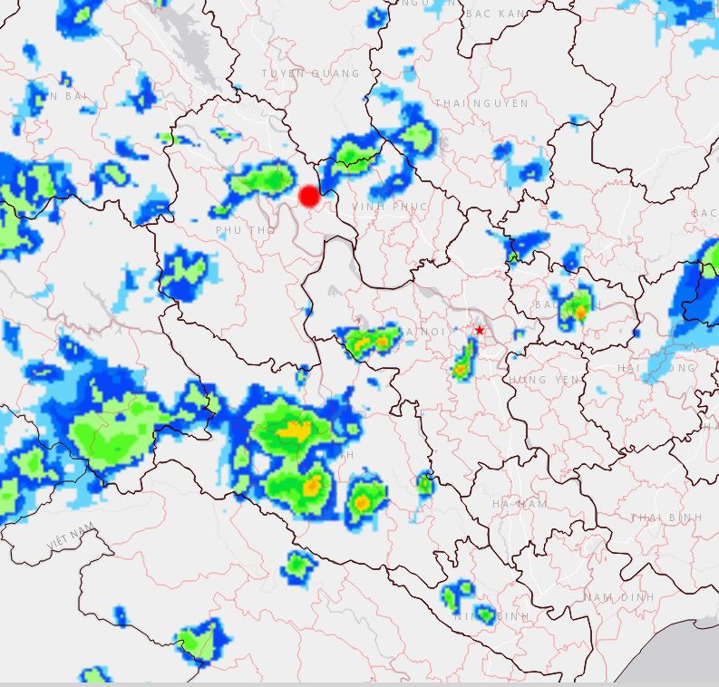 Cảnh báo mưa lớn cục bộ, dông, lốc, sét khu vực nội thành Hà Nội