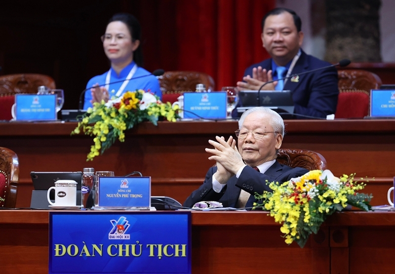 Tổng B&iacute; thư Nguyễn Ph&uacute; Trọng tham gia Đo&agrave;n Chủ tịch Đại hội đại biểu to&agrave;n quốc Đo&agrave;n TNCS Hồ Ch&iacute; Minh lần thứ XII, nhiệm kỳ 2022 -2027. Ảnh: Trung ương Đo&agrave;n TNCS Hồ Ch&iacute; Minh &nbsp;