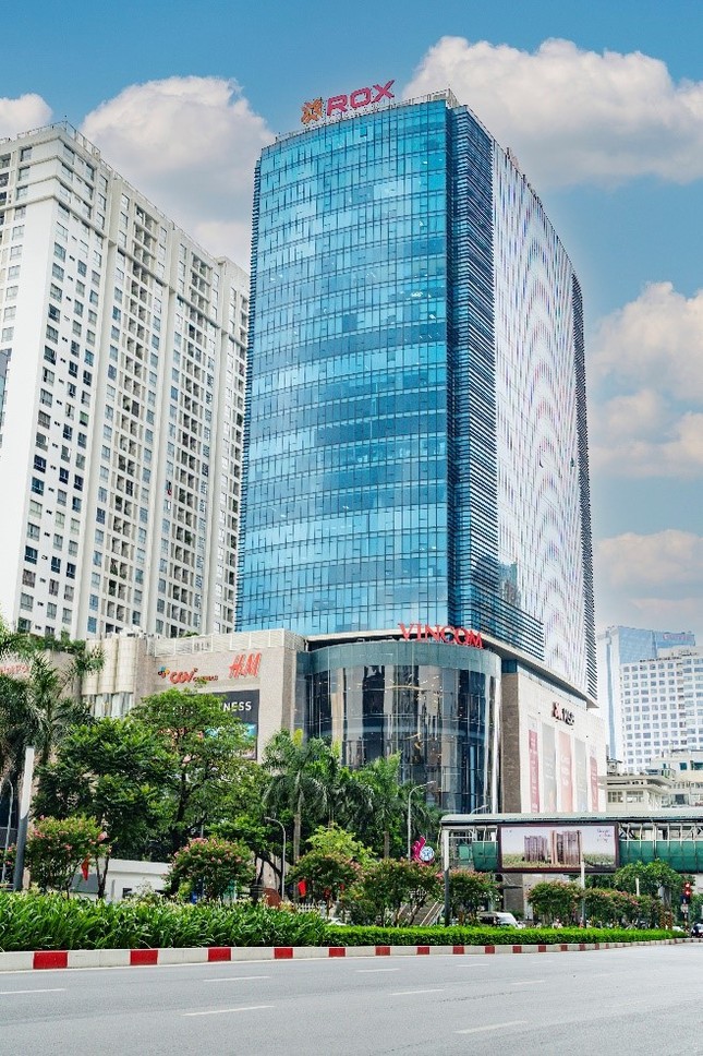 Tòa nhà trên đường Nguyễn Chí Thanh đổi tên thành ROX Tower