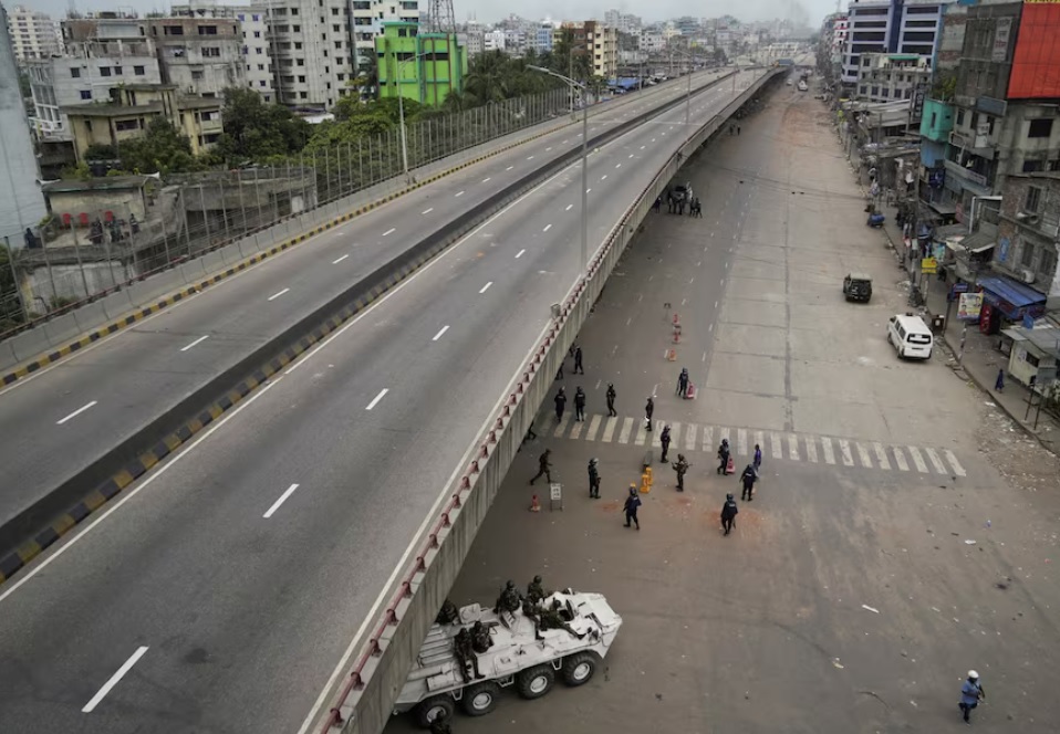 Quang cảnh tại TP&nbsp;Dhaka, ng&agrave;y 20/7/2024. Ảnh: Reuters