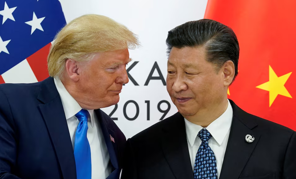 &Ocirc;ng Donald Trump gặp gỡ Tổng thống Trung Quốc Tập Cận B&igrave;nh tại Osaka, Nhật Bản năm 2019.Ảnh: Kevin Lamarque