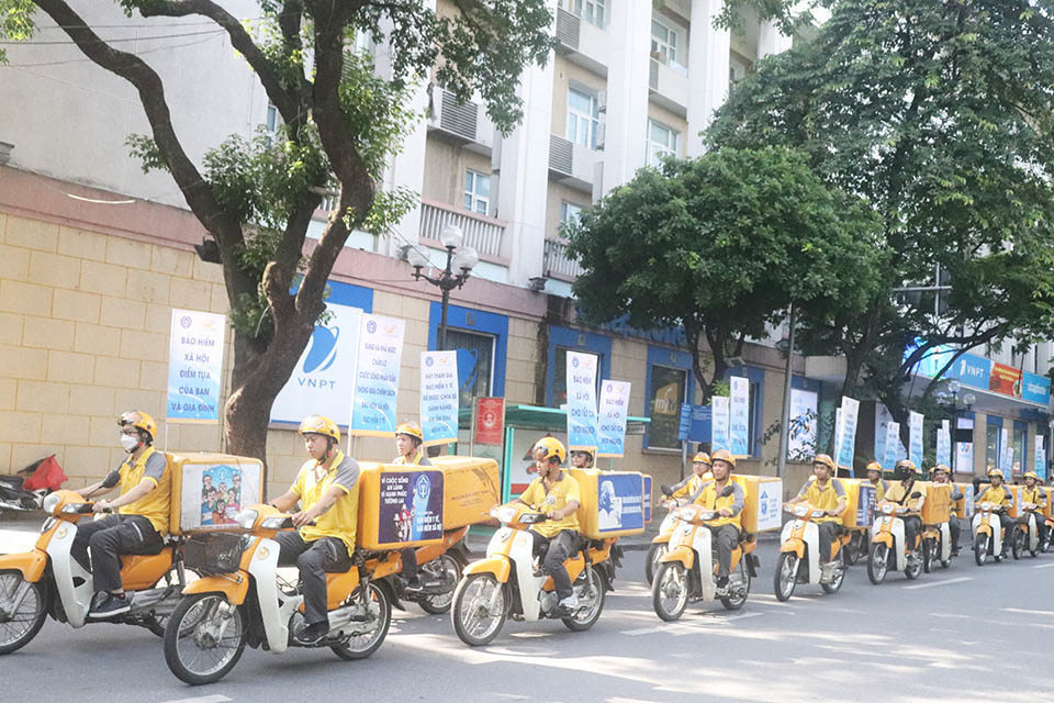 Hà Nội hỗ trợ đóng BHXH tự nguyện cho người tham gia bảo vệ an ninh