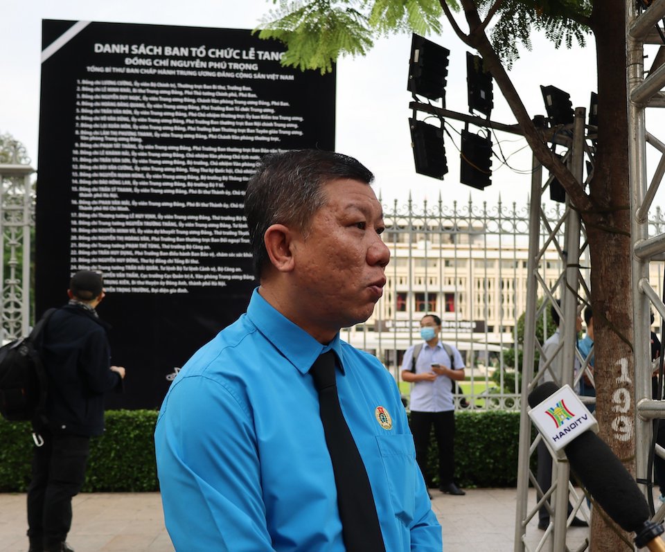 &Ocirc;ng Trần Đo&agrave;n Trung - Ph&oacute; Chủ tịch Li&ecirc;n đo&agrave;n Lao động TP Hồ Ch&iacute; Minh chia sẻ cảm nhận v&agrave; l&ograve;ng biết ơn s&acirc;u sắc với&nbsp;Tổng B&iacute; thư Nguyễn Ph&uacute; Trọng