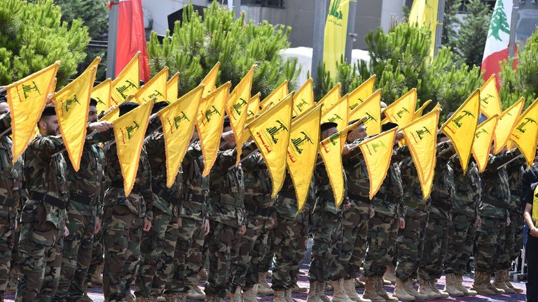 Israel c&aacute;o buộc lực lượng Hezbollah ở Lebanon tấn c&ocirc;ng bằng t&ecirc;n lửa v&agrave;o một s&acirc;n b&oacute;ng đ&aacute; ở Cao nguy&ecirc;n Golan h&ocirc;m 27/7. Ảnh: RT