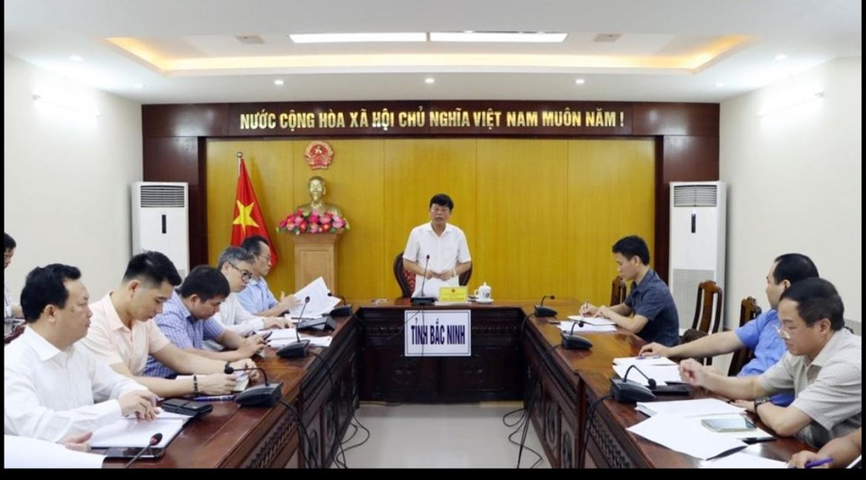 &Ocirc;ng Ng&ocirc; T&acirc;n Phượng, Ph&oacute; Chủ tịch UBND tỉnh Bắc Ninh chủ tr&igrave; Hội nghị "gỡ vướng" cho c&aacute;c dự &aacute;n BT trong lĩnh vực giao th&ocirc;ng tr&ecirc;n địa b&agrave;n tỉnh