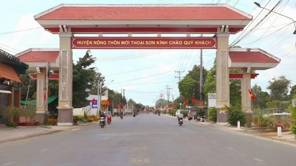 Huyện Thoại Sơn (An Giang) đạt chuẩn n&ocirc;ng th&ocirc;n mới n&acirc;ng cao