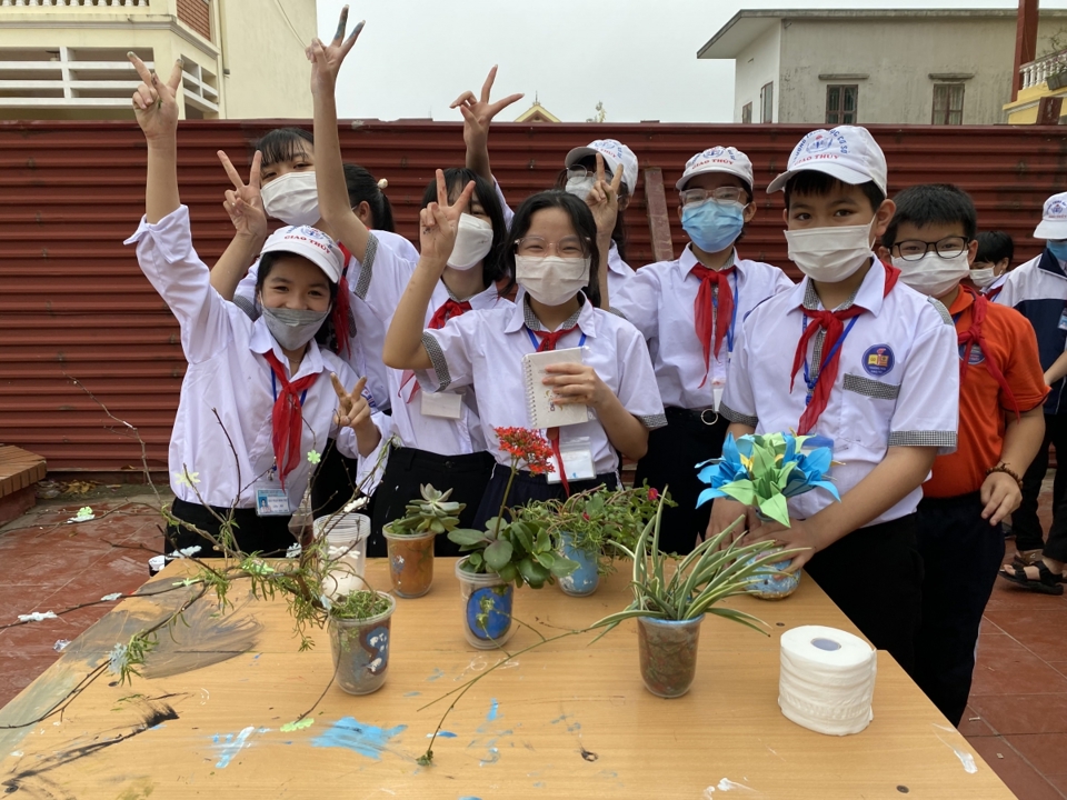 Học sinh, sinh vi&ecirc;n lu&ocirc;n tham gia t&iacute;ch cực v&agrave;o c&ocirc;ng t&aacute;c bảo vệ m&ocirc;i trường Thủ đ&ocirc;.