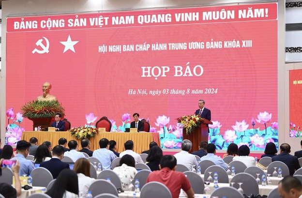 Tổng B&iacute; thư, Chủ tịch nước T&ocirc; L&acirc;m chủ tr&igrave; họp b&aacute;o - Ảnh VGP/Nhật Bắc