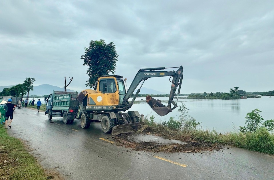 Người d&acirc;n một số địa phương tập trung khắc phục hậu quả sau đợt mưa lũ cuối th&aacute;ng 7, đầu th&aacute;ng 8/2024.