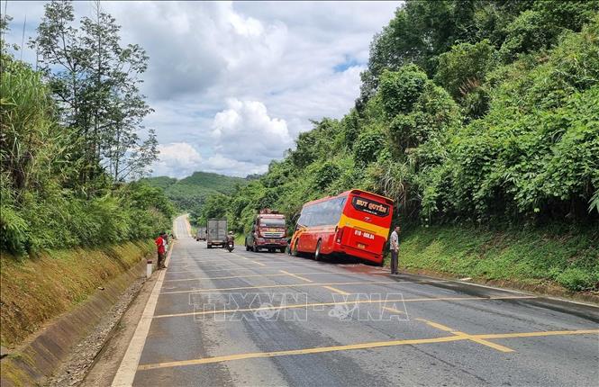 Hiện trường nơi xảy ra vụ tai nạn tại huyện Đắk T&ocirc;, tỉnh Kon Tum