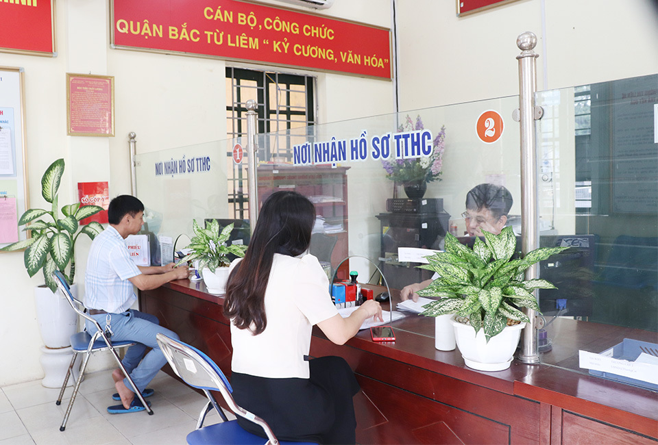 Ứng dụng CNTT&nbsp;g&oacute;p phần n&acirc;ng cao năng lực điều h&agrave;nh, năng suất hoạt động của cơ quan tr&ecirc;n địa b&agrave;n quận Bắc Từ Li&ecirc;m.