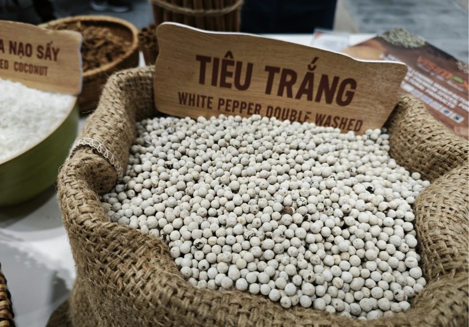 Gi&aacute; ti&ecirc;u h&ocirc;m nay 13/8: giảm tới 5.000 đồng/kg ngay đầu tuần, v&igrave; sao? &nbsp;