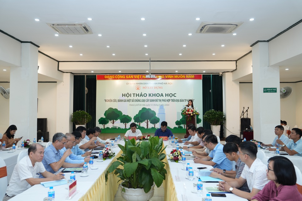 Quang cảnh hội thảo khoa học.