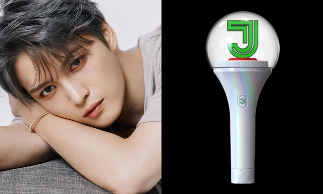 Chữ J trong lightstick của Jack th&igrave; lại giống Kim Jaejoong. Ảnh: Naver.