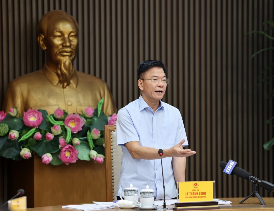 Ph&oacute; Thủ tướng nhấn mạnh, ch&uacute;ng ta đ&atilde; đi đ&uacute;ng hướng v&agrave; c&aacute;c giải ph&aacute;p đối với vấn đề n&agrave;y đ&atilde; v&agrave; đang ph&aacute;t huy t&aacute;c dụng&nbsp;&nbsp;