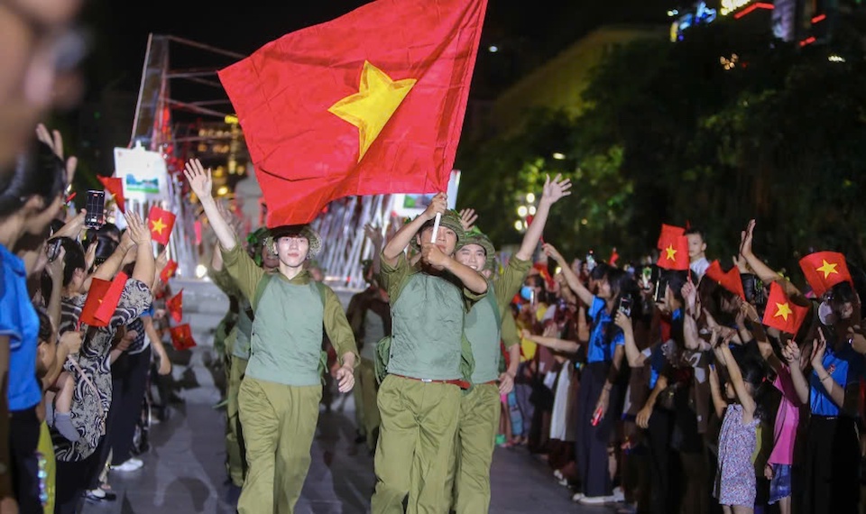 Th&ocirc;ng qua chương tr&igrave;nh "Những ng&agrave;y H&agrave; Nội tại TP Hồ Ch&iacute; Minh", người d&acirc;n TP Hồ Ch&iacute; Minh cũng như du kh&aacute;ch trong v&agrave; ngo&agrave;i nước sẽ cảm nhận được t&igrave;nh cảm s&acirc;u nặng, ch&acirc;n th&agrave;nh của người H&agrave; Nội v&agrave; hiểu th&ecirc;m về n&eacute;t đẹp văn h&oacute;a, con người v&agrave; cuộc sống nơi Thủ đ&ocirc; ngh&igrave;n năm văn hiến