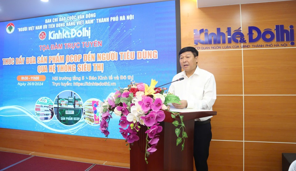 &Ocirc;ng Phạm Anh Tuấn - Ph&oacute; Chủ tịch Uỷ ban MTTQ Việt Nam TP H&agrave; Nội ph&aacute;t biểu tại toạ đ&agrave;m