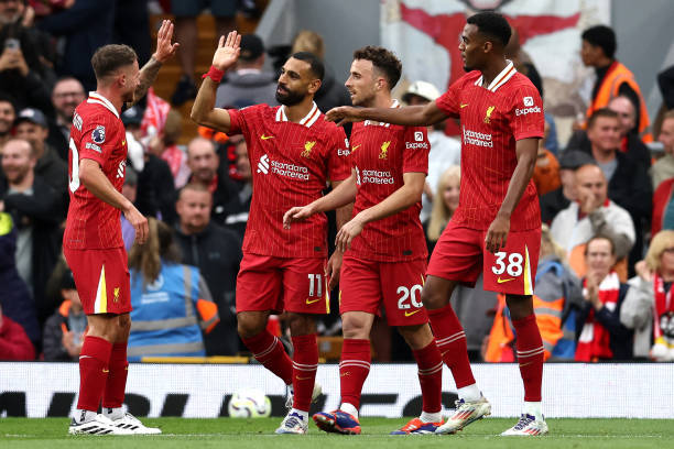 Liverpool đ&aacute;nh bại&nbsp;Brenford với tỷ số 2-0. Ảnh: Getty