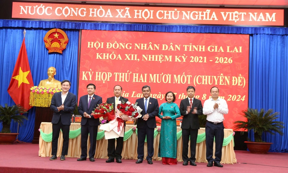 &nbsp;Đồng ch&iacute; Rah Lan Chung được bầu giữ chức vụ Chủ tịch UBND tỉnh Gia Lai kh&oacute;a XII (nhiệm kỳ 2021-2026).