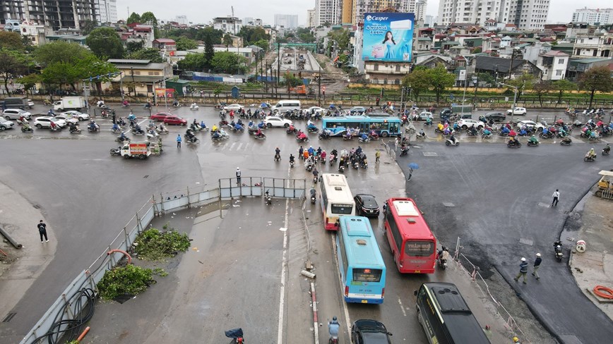 H&agrave; Nội tạm dừng thi c&ocirc;ng đ&agrave;o đường, vỉa h&egrave; trong dịp nghỉ Lễ Quốc kh&aacute;nh 2/9. Ảnh minh hoạ