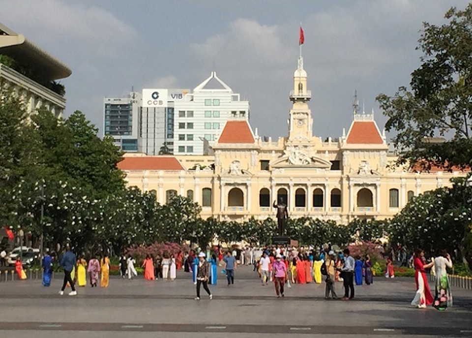 "Chương tr&igrave;nh tham quan Di t&iacute;ch kiến tr&uacute;c nghệ thuật cấp quốc gia Trụ sở HĐND v&agrave; UBND TP Hồ Ch&iacute; Minh" thu h&uacute;t gần 2.000 lượt kh&aacute;ch tham quan dịp 2/9 năm nay