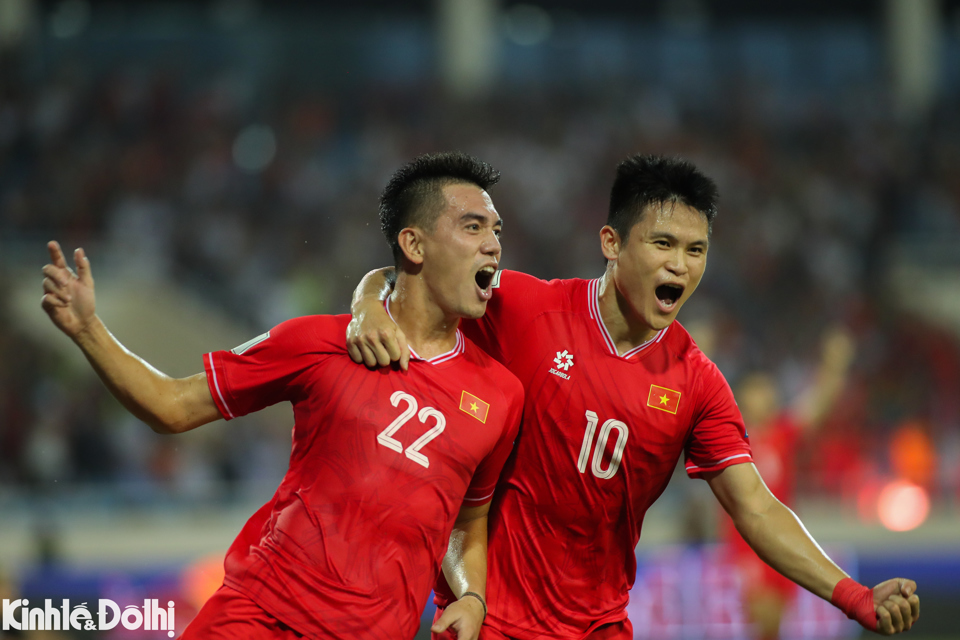 HLV Kim Sang-sik đ&atilde; c&ocirc;ng bố danh s&aacute;ch tuyển Việt Nam sẽ hội qu&acirc;n v&agrave;o ng&agrave;y 21/11 chuẩn bị cho ASEAN Cup 2024.