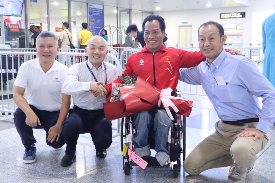 Lực sĩ L&ecirc; Văn C&ocirc;ng l&agrave; vận động vi&ecirc;n duy nhất gi&agrave;nh huy chương cho thể thao người khuyết tật Việt Nam tại&nbsp; Paralympic Paris 2024. Ảnh: B&ugrave;i Lượng