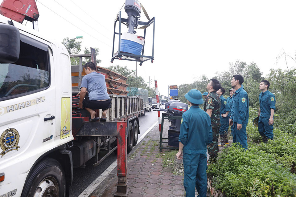 Quận Bắc Từ Li&ecirc;m huy động gần 3.000 người l&agrave; lực lượng tại chỗ ứng trực tại c&aacute;c điếm canh đ&ecirc; v&agrave; cửa khẩu đ&ecirc;.