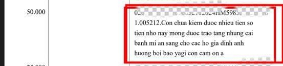 B&ecirc;n cạnh những vụ việc "ph&ocirc;ng bạt","l&agrave;m m&agrave;u" khi chuyển khoản ủng hộ đồng b&agrave;o bị ảnh hưởng bởi b&atilde;o số 3...., nhiều người vẫn nh&igrave;n thấy những tin nhắn chuyển khoản chứa nội dung ấm &aacute;p, thể hiện tấm l&ograve;ng của người Việt.&nbsp;