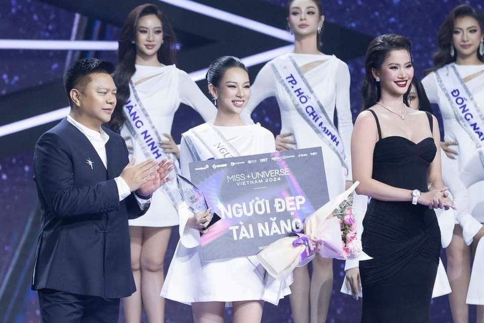 Xem trực tiếp chung kết Miss Universe Vietnam 2024: Kỳ Duyên đăng quang lần 2 - Ảnh 16