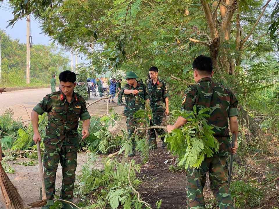 C&aacute;c chiến sĩ qu&acirc;n đội l&agrave; lực lượng n&ograve;ng cốt trong đợt ra qu&acirc;n lần n&agrave;y.